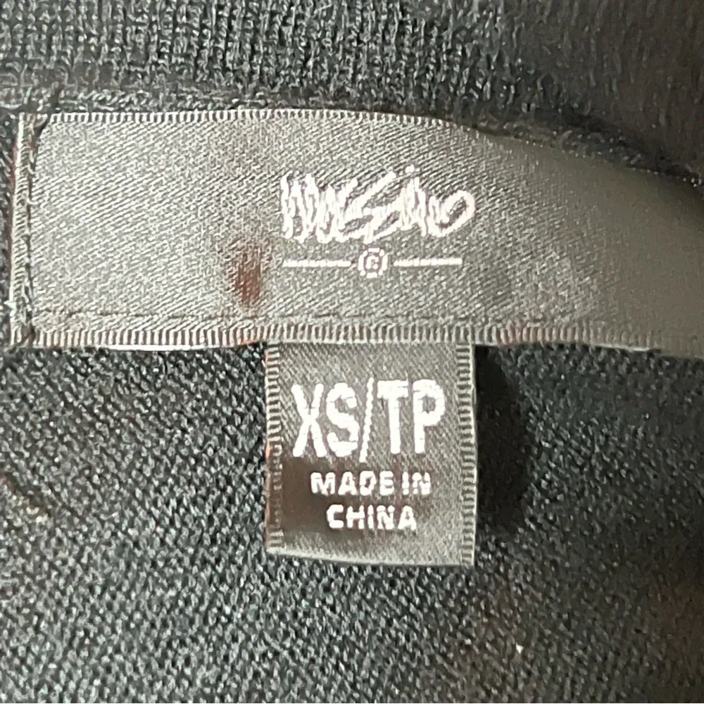 Black Lightweight Shrug/Shawl! - Picture 8 of 9